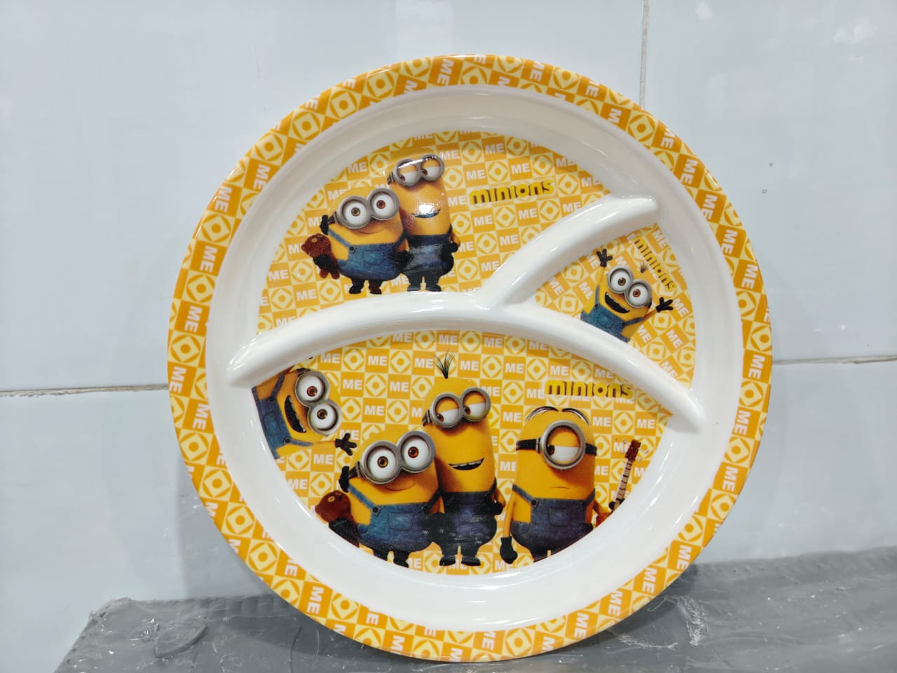 🍽️ Elegant Kids Design Plates – Mealtime with Style & Fun!
